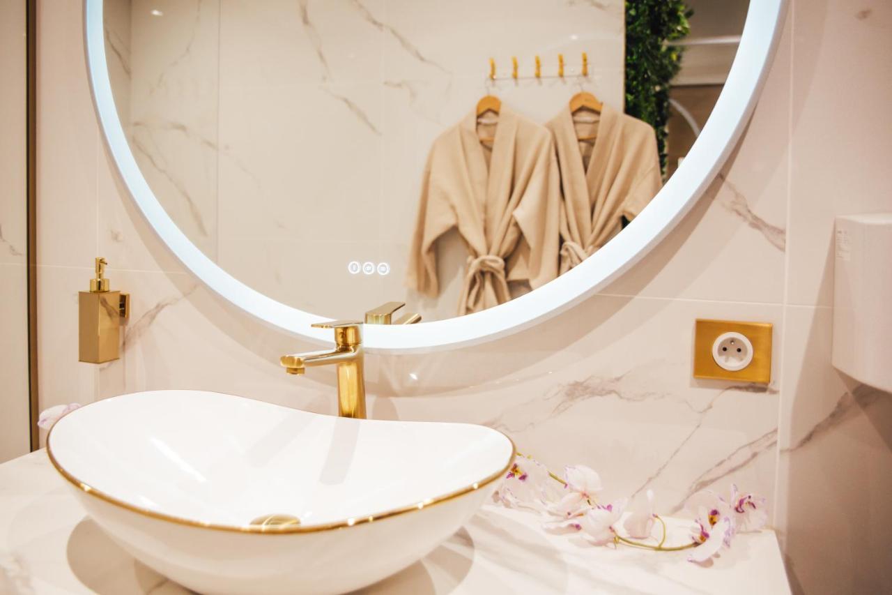 La Suite 176 - Piscine Privee, Spa, Hammam A Реймс Экстерьер фото